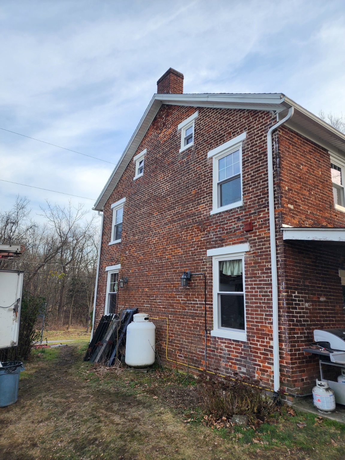 Opposite side view of replacement windows
